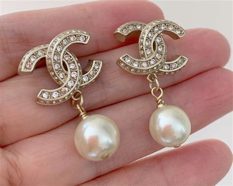 chanel dangle pearl earrings|chanel pearl drop earrings price.